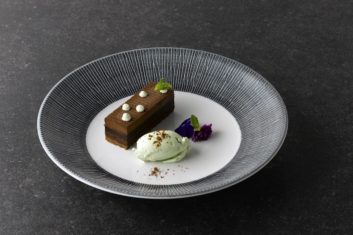 BAMBOO DUSK DEEP COUPE PLATE CHOCOLATE MINT DESSERT